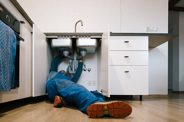 Professional Pipe Repair technician working in North Marshfield, MA